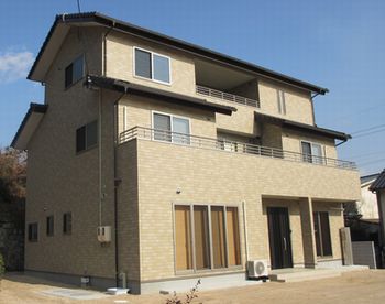 M様邸　三階建洋風木造住宅新築工事