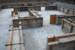 ベタ基礎 施工中