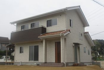 F様邸二階建洋風住宅新築工事