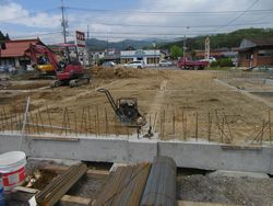 基礎 埋戻し